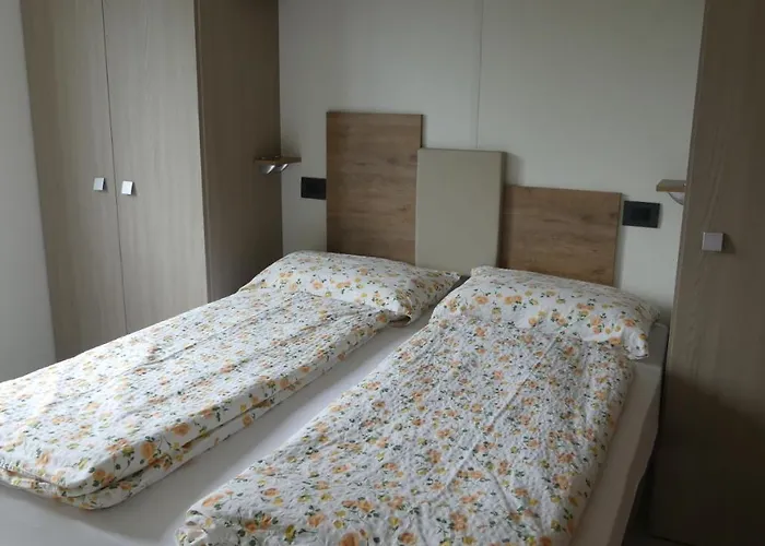 Agricampeggio Relax Maxicaravan مكان تخييم