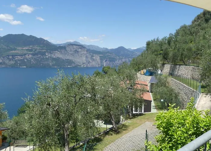 Agricampeggio Relax Maxicaravan * كاستيليتو دو برينزون